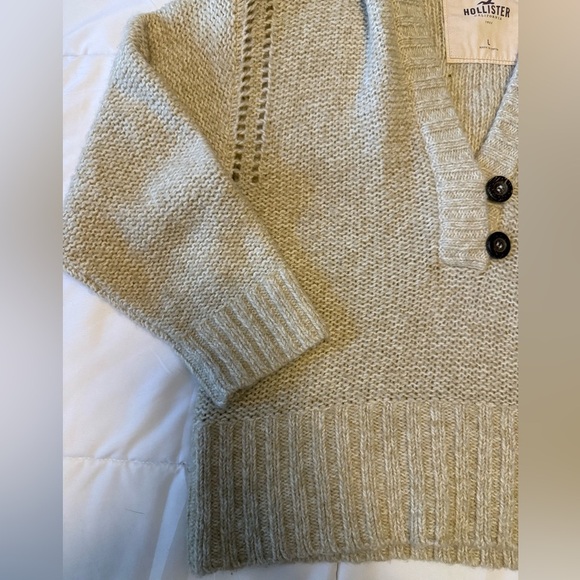 Hollister Light Tan wool blend Knit v neck Pullover sweater size Large - Picture 6 of 7